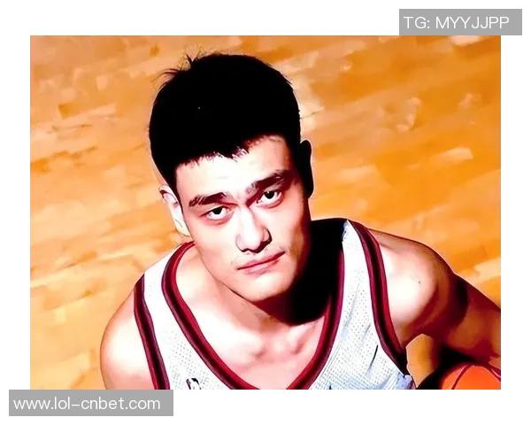 姚明小野猫的篮球传奇与成长故事：从球场到生活的精彩瞬间