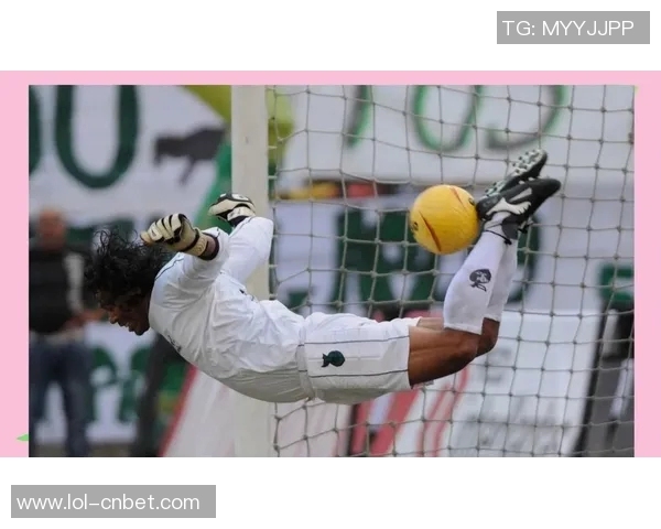 热刺在足总杯中以3-0战胜皇马补时进球点燃全场激情解析