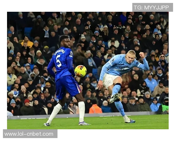 英超激战切尔西逆转阿森纳补时绝杀引发转会热议