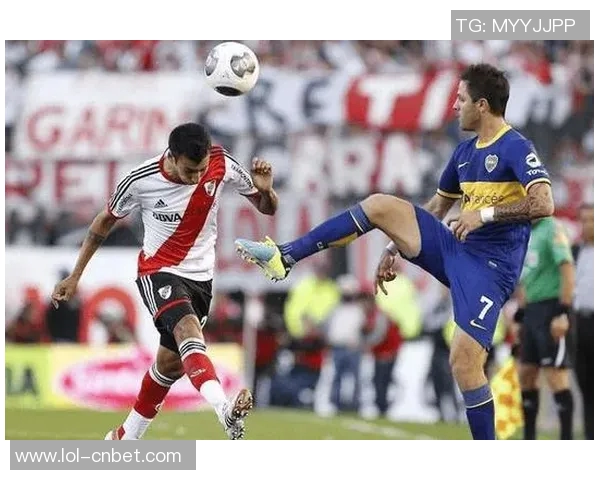 中超精彩对决本菲卡大胜拜仁乌龙球引发全场热潮战术分析揭秘