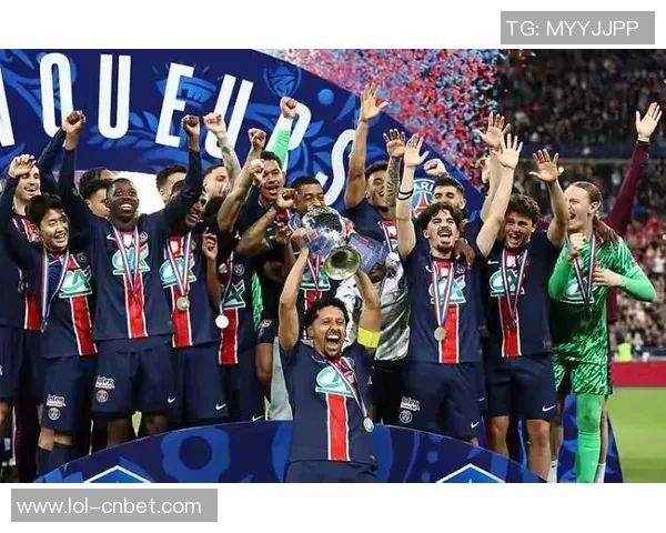 巴萨逆转那不勒斯晋级国王杯点球大战引发争议与热议